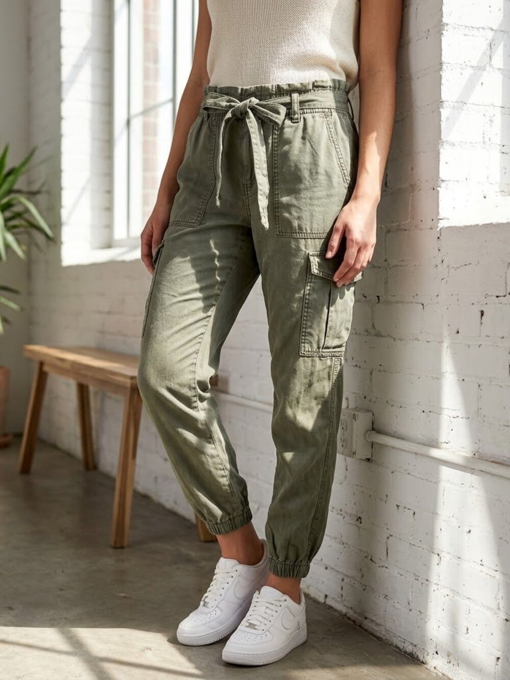 American Eagle Green Paperbag Cargo Pants Joggers High Waist Size 0 Gorpcore Y2K